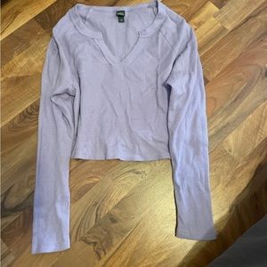 Wild Fable Crop Vneck, Long Sleeve, Size Medium